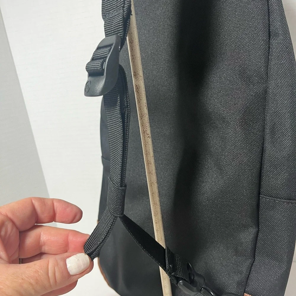 Herschel Supply Co. Heritage Crossbody Shoulder Bag